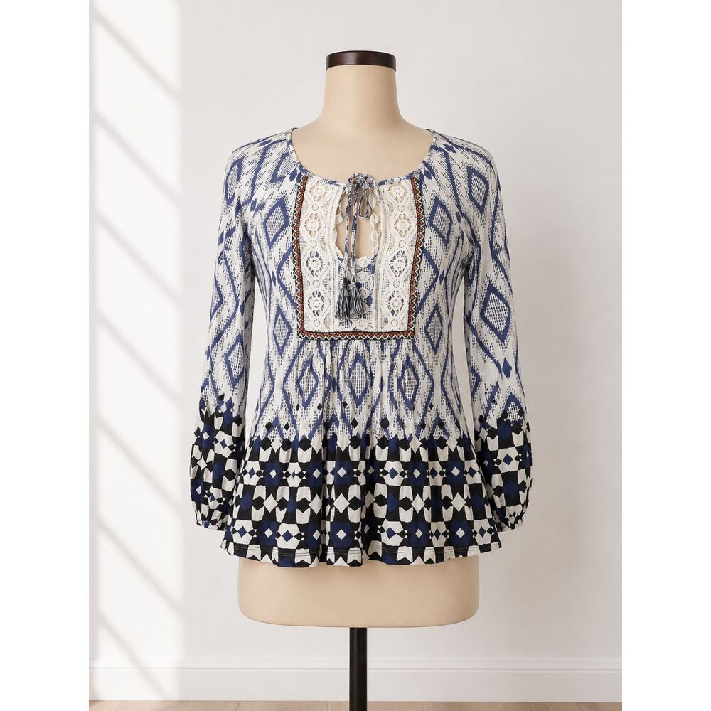 Vanessa Virginia Anthropologie Boho Top Size Small Blue White Crochet Lace